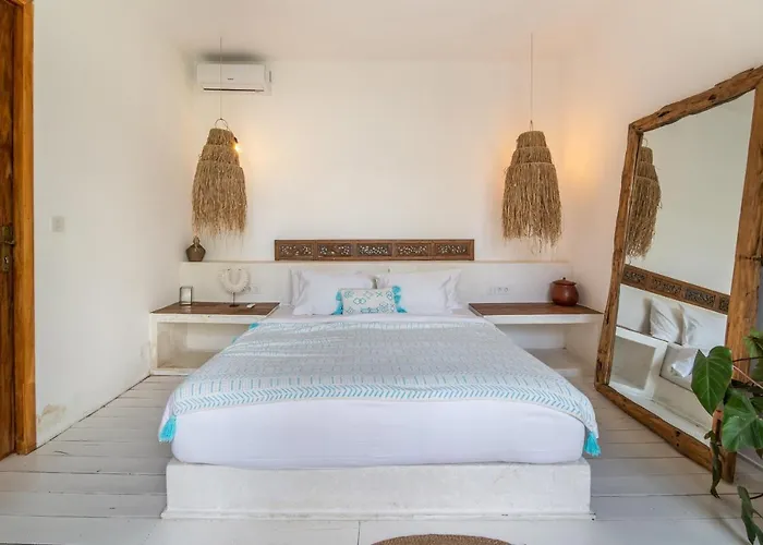Villa Yogi Surf Complex